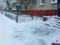 Міська рада звертається до ОСББ та управляючих компаній щодо прибирання прибудинкових територій