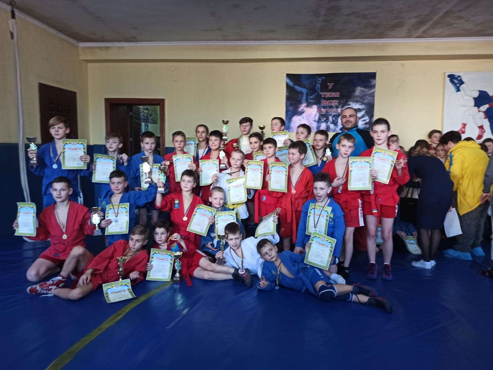 Чемпіонат області з боротьби самбо серед жінок, юнаків, дівчат результативний!
