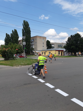 Відновлення дорожньої розмітки на головних вулицях нашого міста