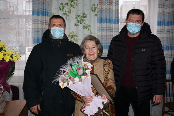 Сьогодні Людмила Олексіївна ПОЛЯКОВА, голова Охтирської міської організації ветеранів України, відзначає ювілейний день народження