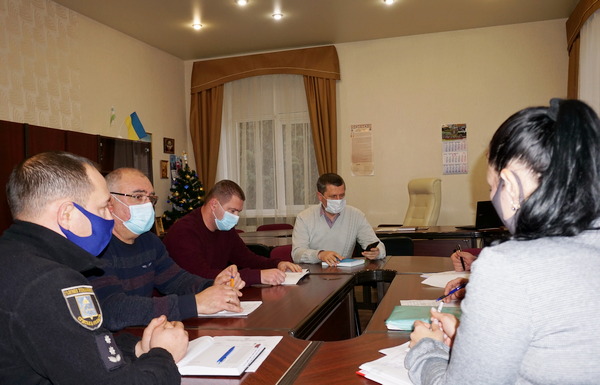 Контроль за дотриманням карантинних обмежень будуть здійснювати мобільні групи