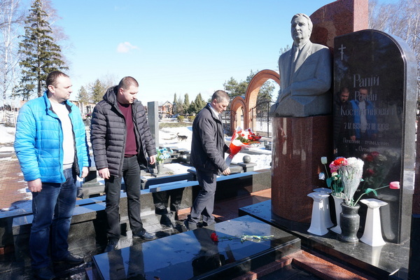 Пам’ять про  Романа Костянтиновича зберігається в серцях багатьох мешканців міста