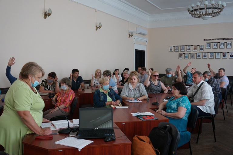 Відбулися установчі збори з формування нового складу громадської ради при виконавчому комітеті Охтирської міської ради