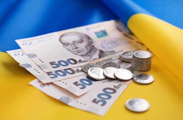 Пріоритетність здійснення видатків: в першу чергу на національну безпеку і оборону