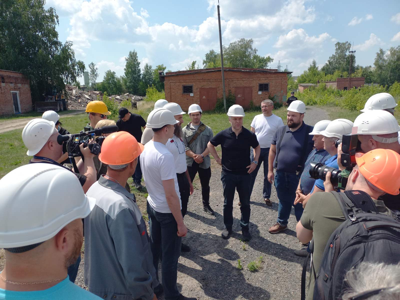 ЮРІЙ ВІТРЕНКО З РОБОЧИМ ВІЗИТОМ  ВІДВІДАВ ОХТИРСЬКУ ТЕЦ