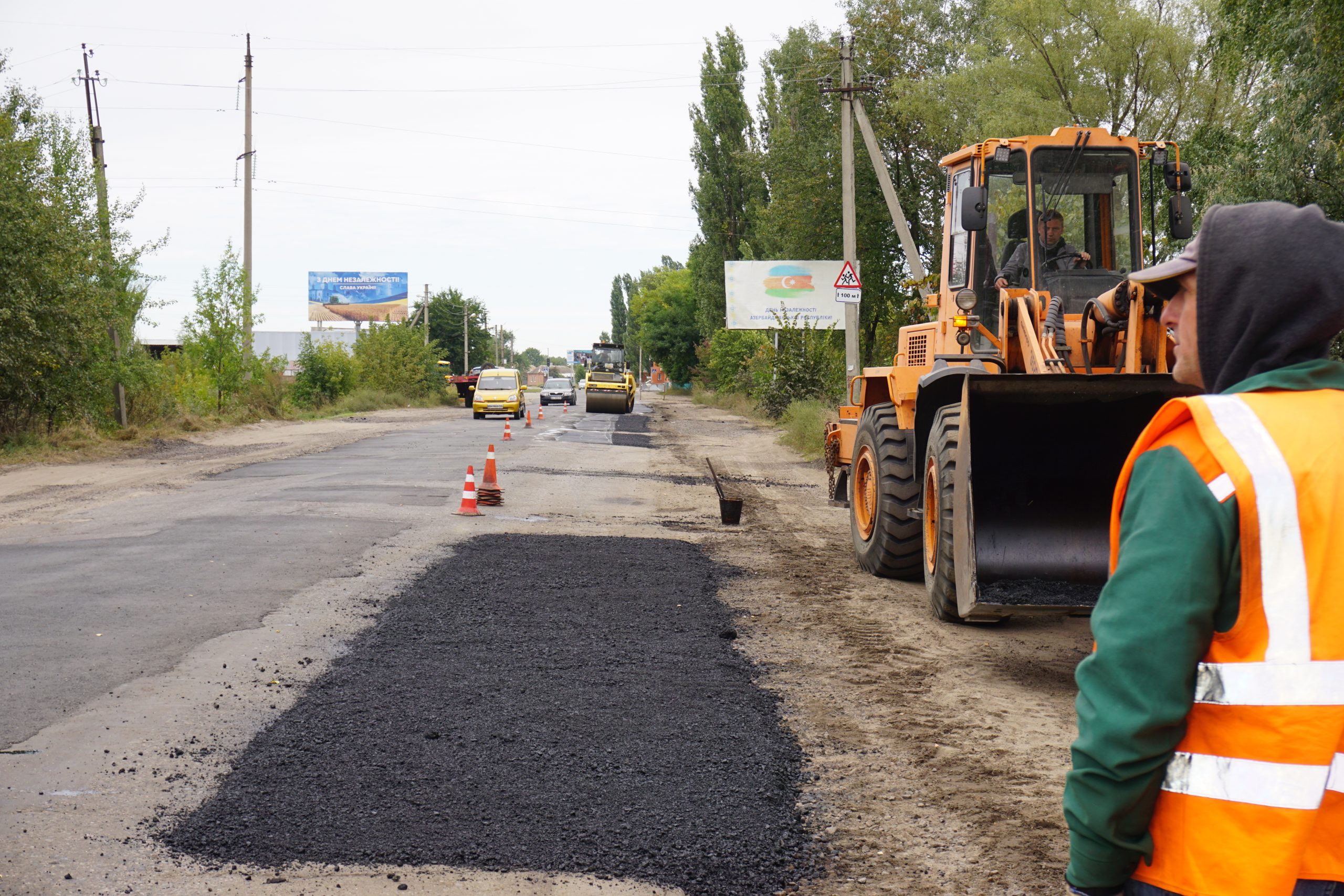 РЕМОНТ ДОРІГ НА ЗАВЕРШАЛЬНОМУ ЕТАПІ