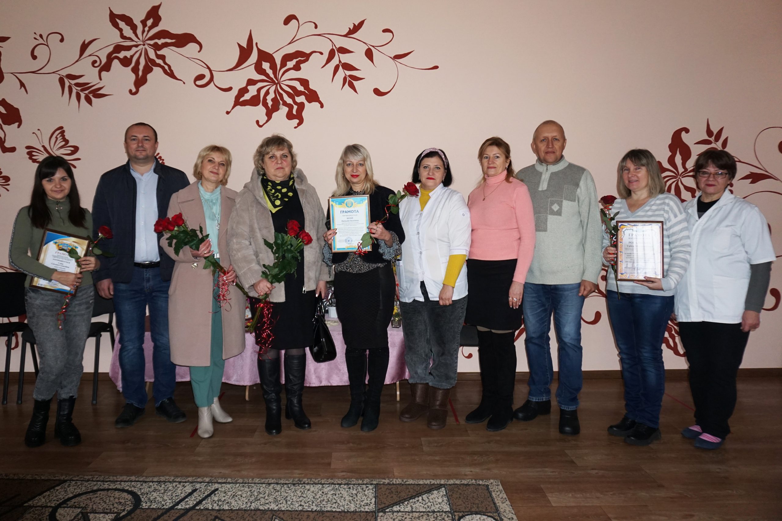 ВІТАЄМО ПРАЦІВНИКІВ СОЦІАЛЬНОЇ СФЕРИ!