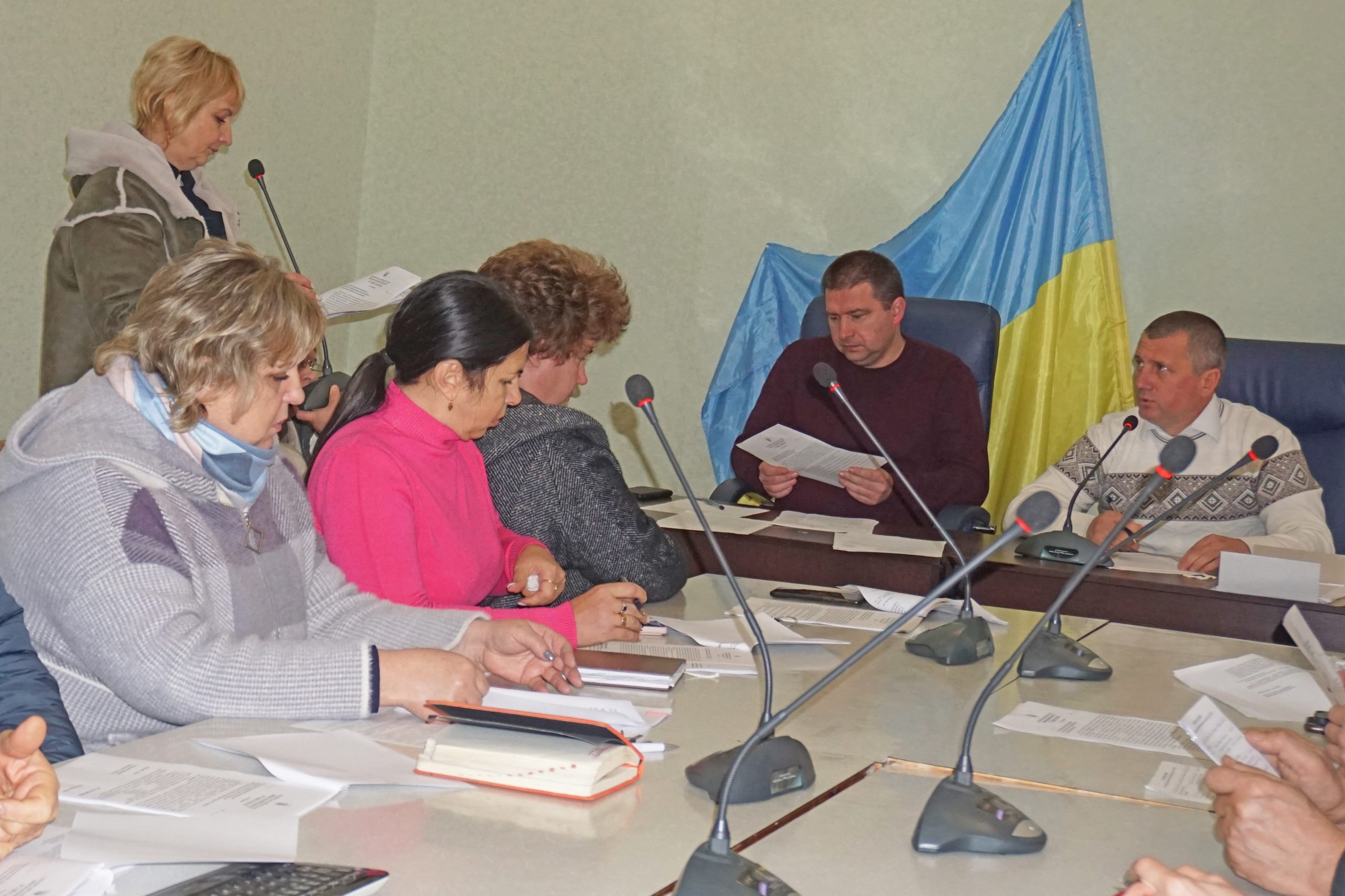 ПРАЦІВНИКИ МАЮТЬ ВЧАСНО ОТРИМУВАТИ ЗАРОБЛЕНІ КОШТИ