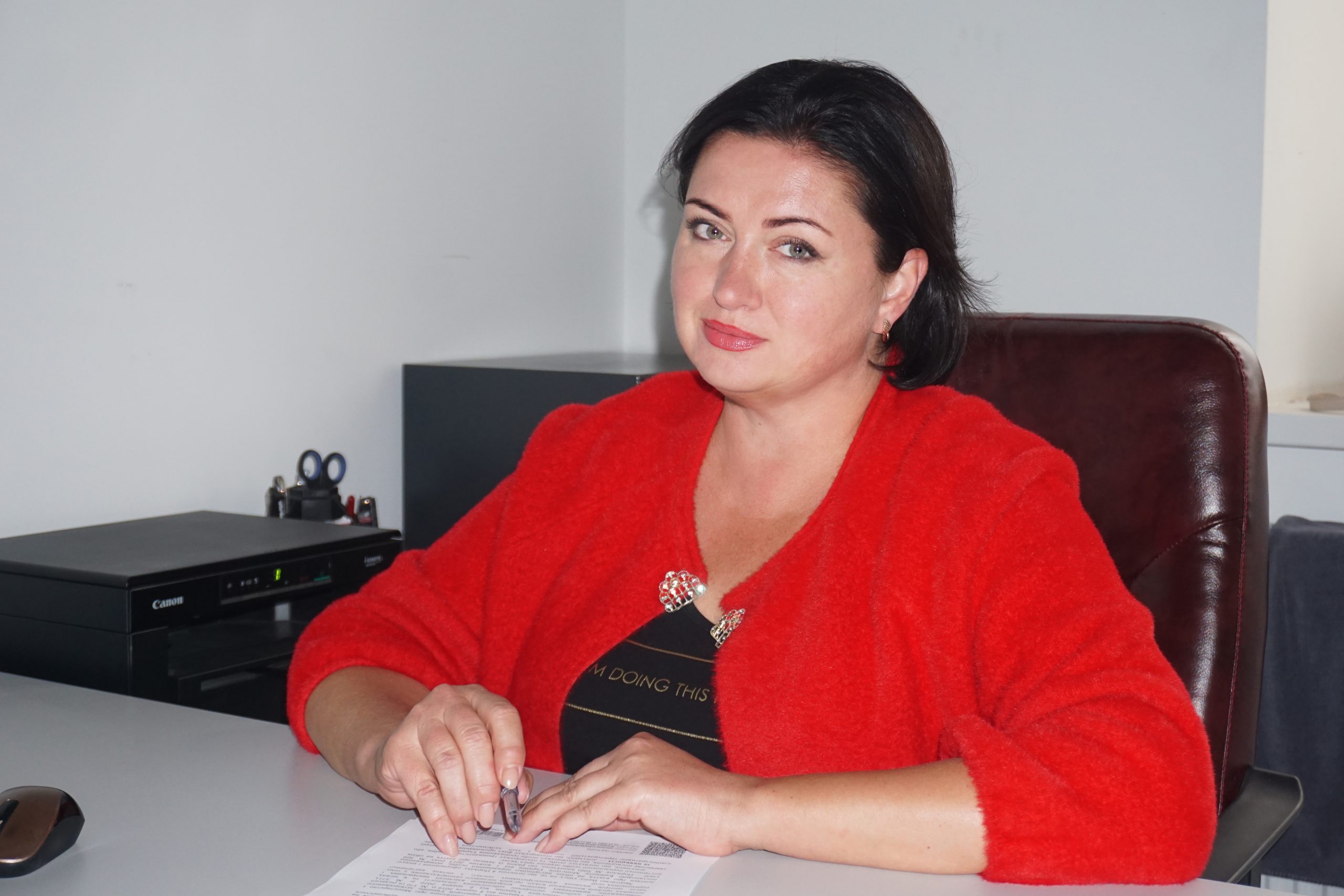 В ОХТИРСЬКІЙ ГРОМАДІ ВІДНОВЛЕНО ПРИЙОМ ДОКУМЕНТІВ НА ОТРИМАННЯ АДМІНІСТРАТИВНИХ ПОСЛУГ В СФЕРІ ЗЕМЕЛЬНИХ ВІДНОСИН