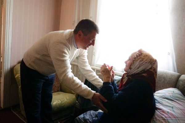 Павло КУЗЬМЕНКО відвідав учасників Другої світової війни