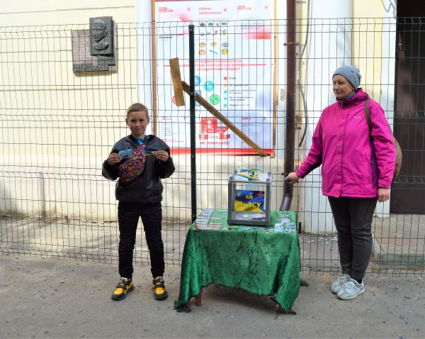 В Охтирці провели вуличну акцію зі збору коштів на потреби ЗСУ