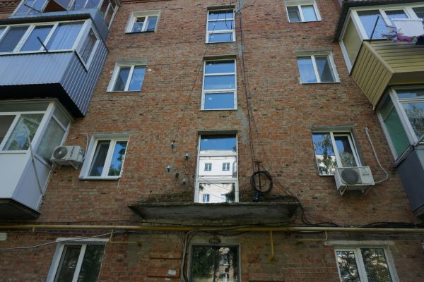 Роботи з відбудови міста тривають