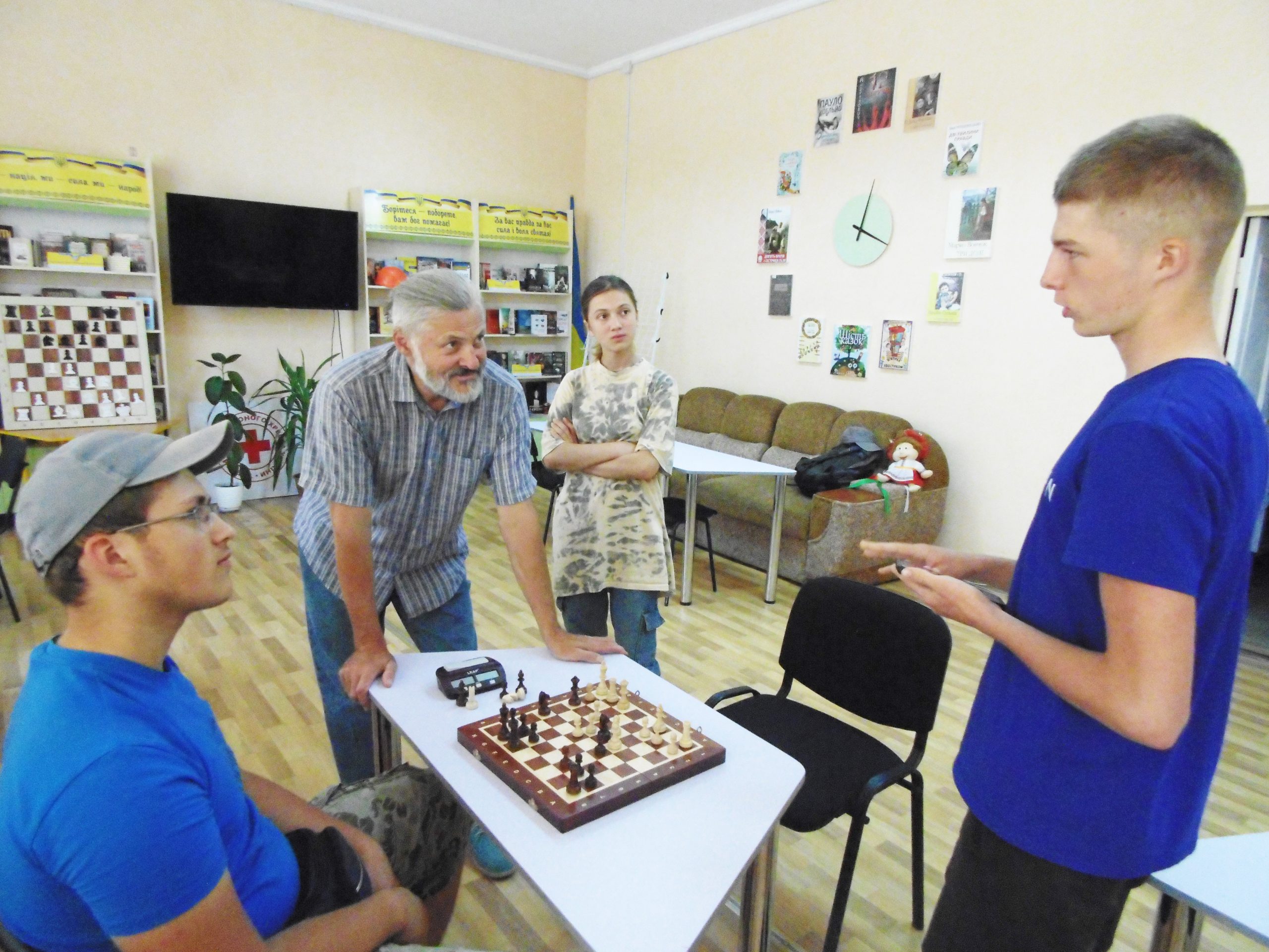 Шаховий клуб в бібліотеці