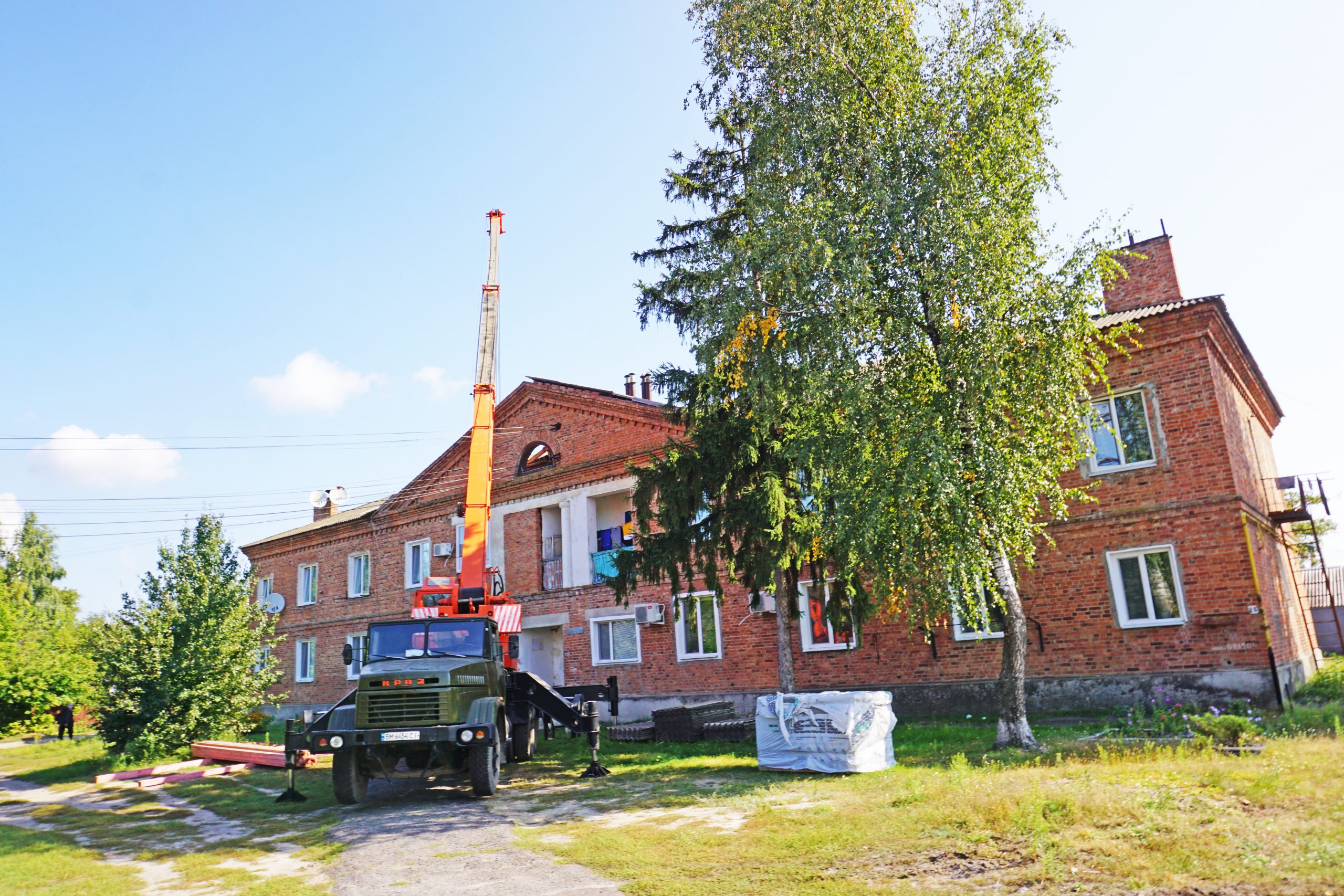 Відновлюємо домівки охтирчан