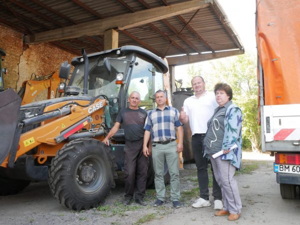 ОХТИРКА ОТРИМАЛА ЕКСКАВАТОР ДЛЯ ВІДБУДОВИ