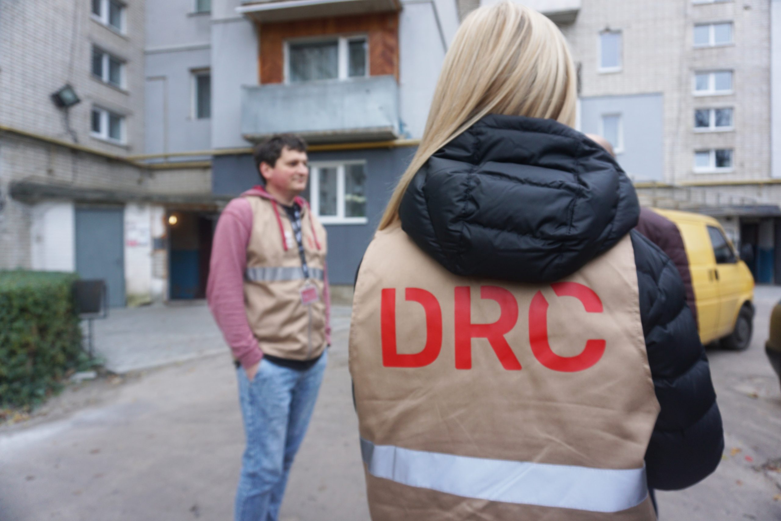 КОМАНДИ ОХТИРСЬКОЇ МІСЬКОЇ РАДИ ТА DRC ПРОДОВЖУЮТЬ ДОПОМАГАТИ ОХТИРЧАНАМ