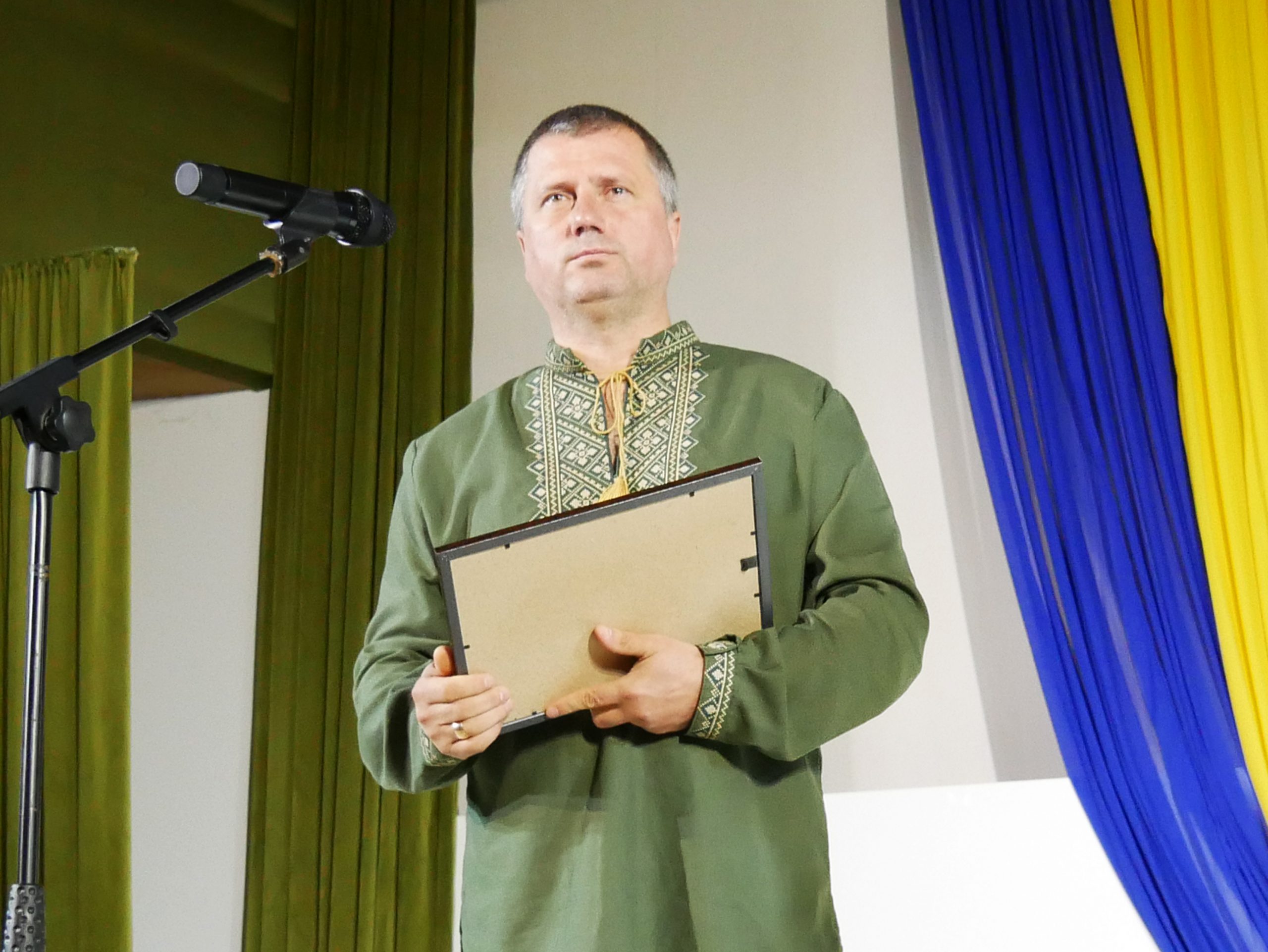 ЗВЕРНЕННЯ МІСЬКОГО ГОЛОВИ ОХТИРКИ ДО ДНЯ ПРАЦІВНИКІВ СОЦІАЛЬНОЇ СФЕРИ