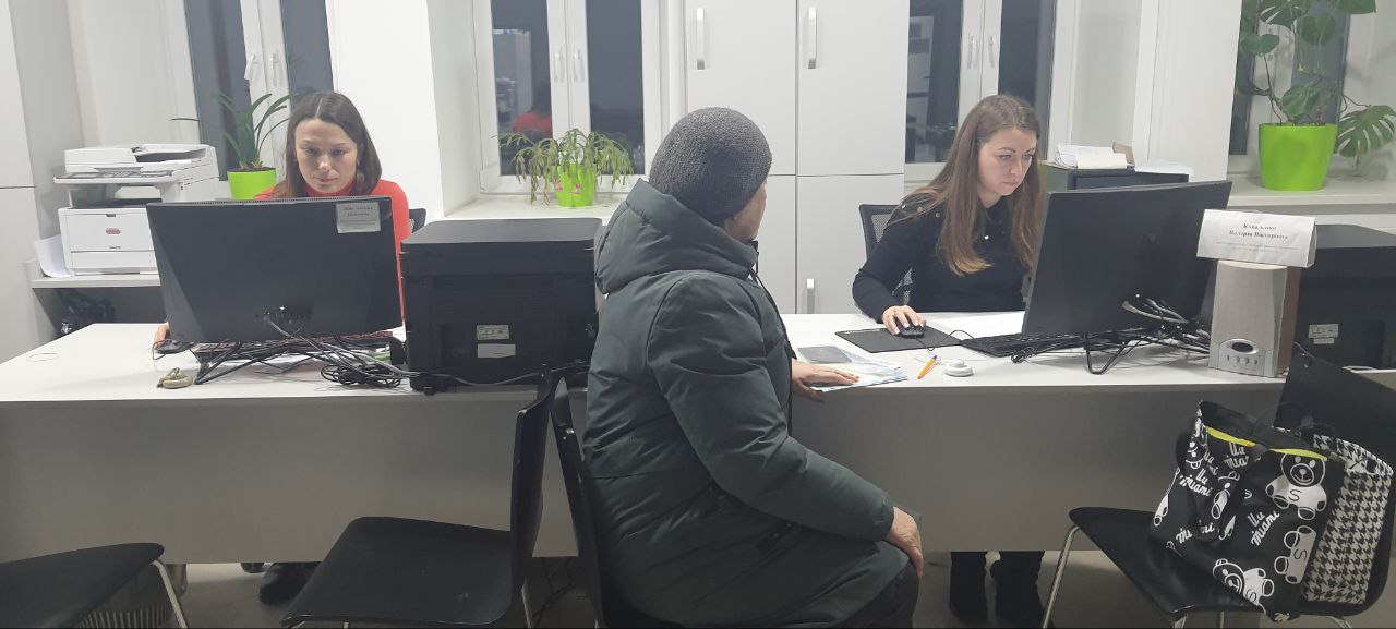 ЄВІДНОВЛЕННЯ: УСПІШНО ПРИЙНЯТО ПЕРШУ ЗАЯВУ ЗА ПОШКОДЖЕНЕ МАЙНО АДМІНІСТРАТОРАМИ ОХТИРСЬКОГО ЦНАПу