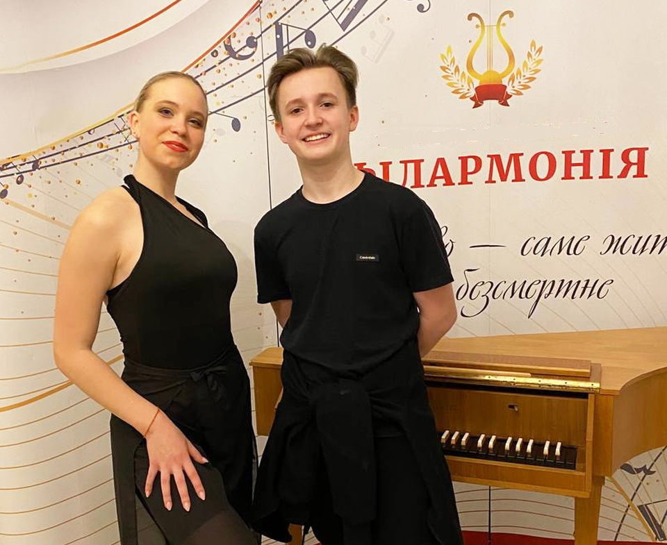 Всеукраїнська перемога вихованців зразкового колективу «Сувенір»