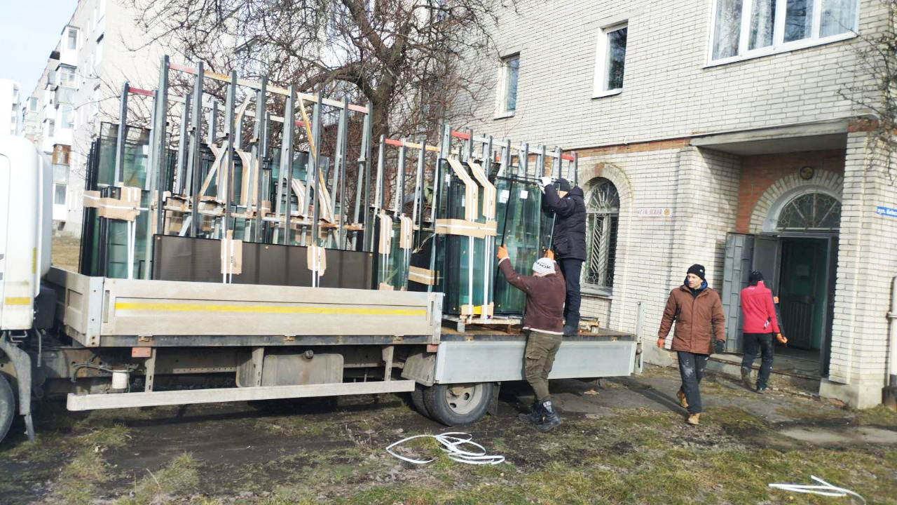 ОСББ ПРОДОВЖУЮТЬ ДОПОМАГАТИ ВІДНОВЛЮВАТИ ПОШКОДЖЕНІ БАЛКОНИ