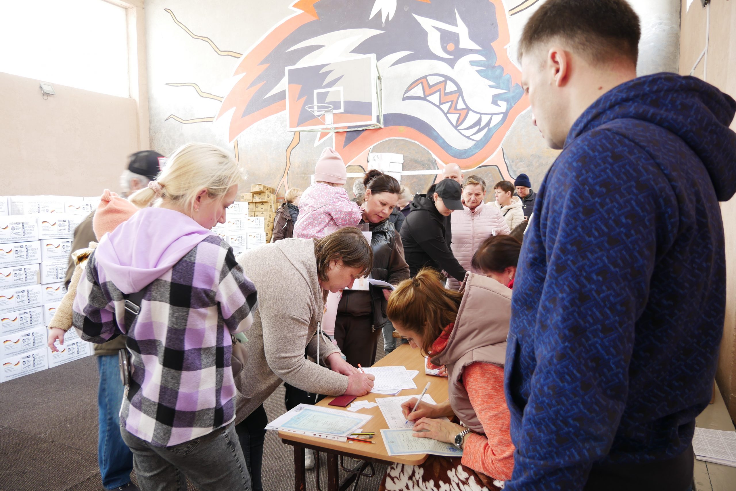 1000 ПРОДУКТОВИХ НАБОРІВ ДЛЯ ПЕРЕСЕЛЕНЦІВ ІЗ ВЕЛИКОПИСАРІВСЬКОЇ ГРОМАДИ