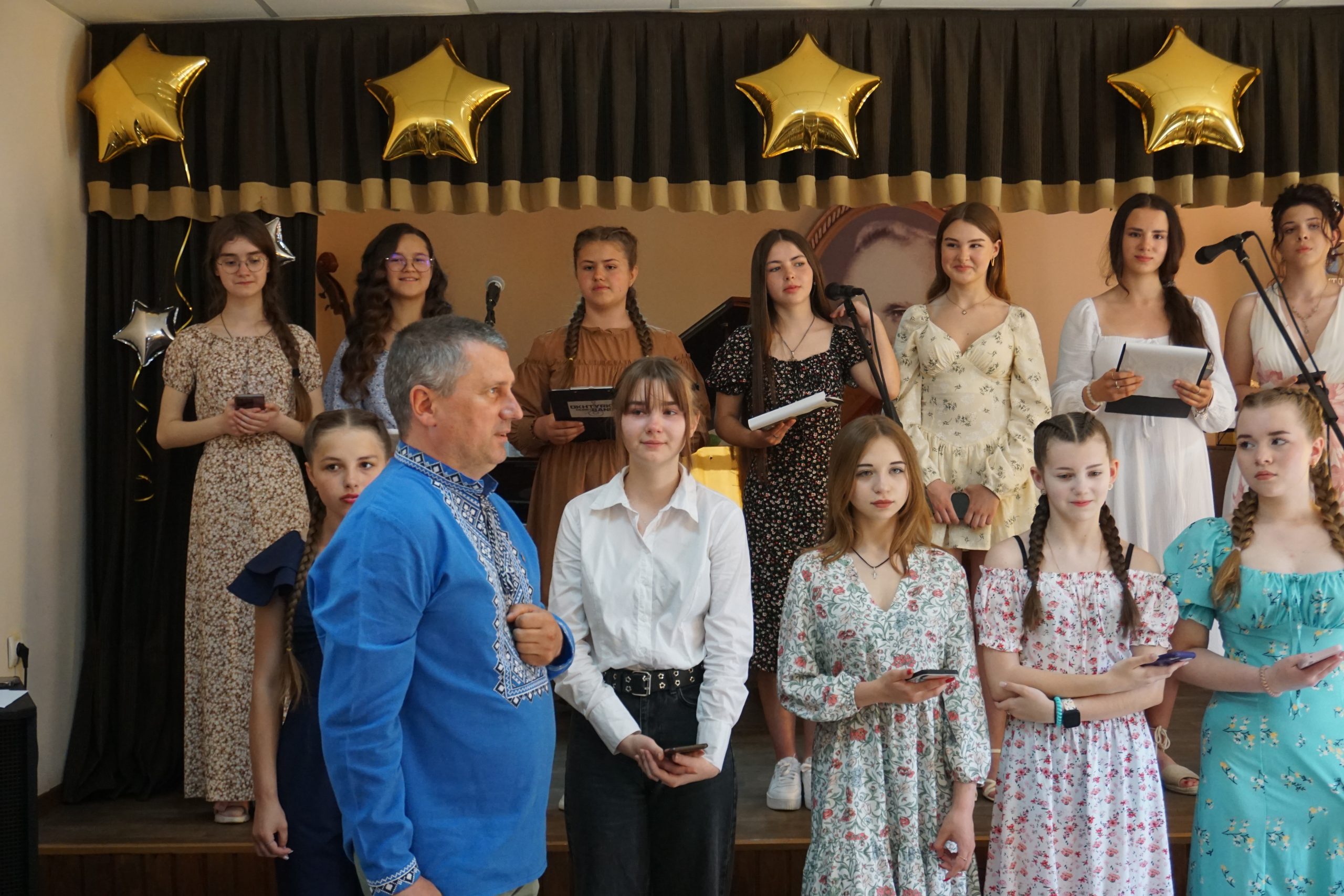 ВИПУСКНИЙ В ОХТИРСЬКІЙ ДИТЯЧІЙ МУЗИЧНІЙ ШКОЛІ!