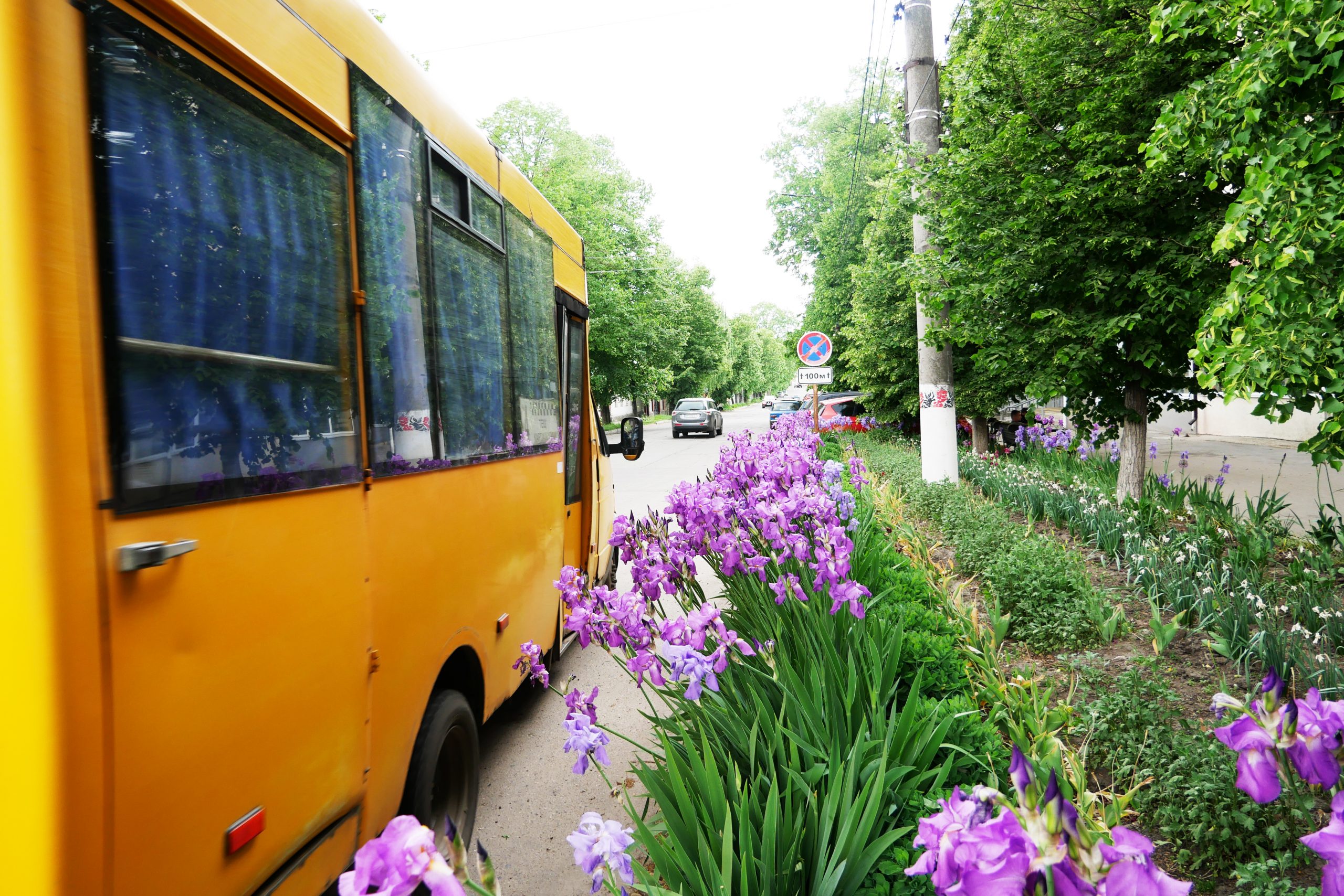НА ПОСТІЙНУ РОБОТУ ПОТРІБНІ ВОДІЇ