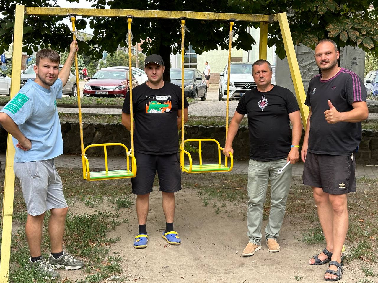 «ОБ‘ЄДНАНІ»: НОВІ ГОЙДАЛКИ ДЛЯ МАЛЕЧІ