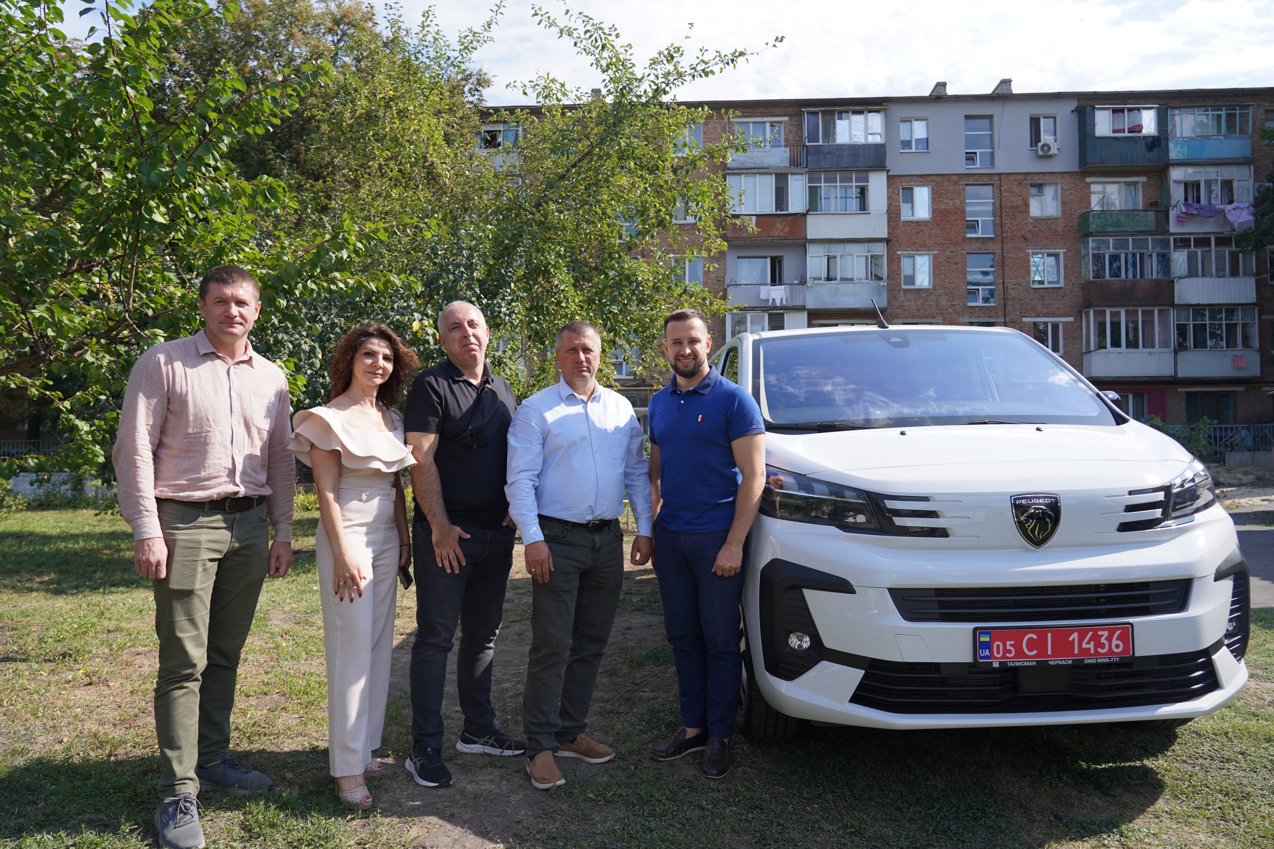 НОВИЙ АВТОМОБІЛЬ ВІД МІЖНАРОДНИХ ПАРТНЕРІВ