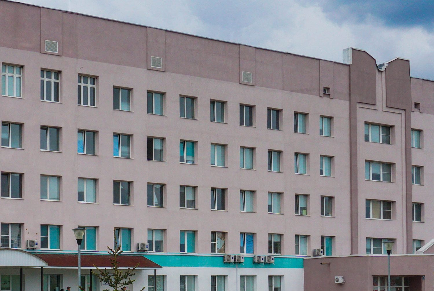 ДОПОМОГА ЛІКАРНІ В ПРИКОРДОННІЙ ОХТИРЦІ: НОВИЙ СПІЛЬНИЙ ПРОЄКТ IRC ТА ZDOROVI