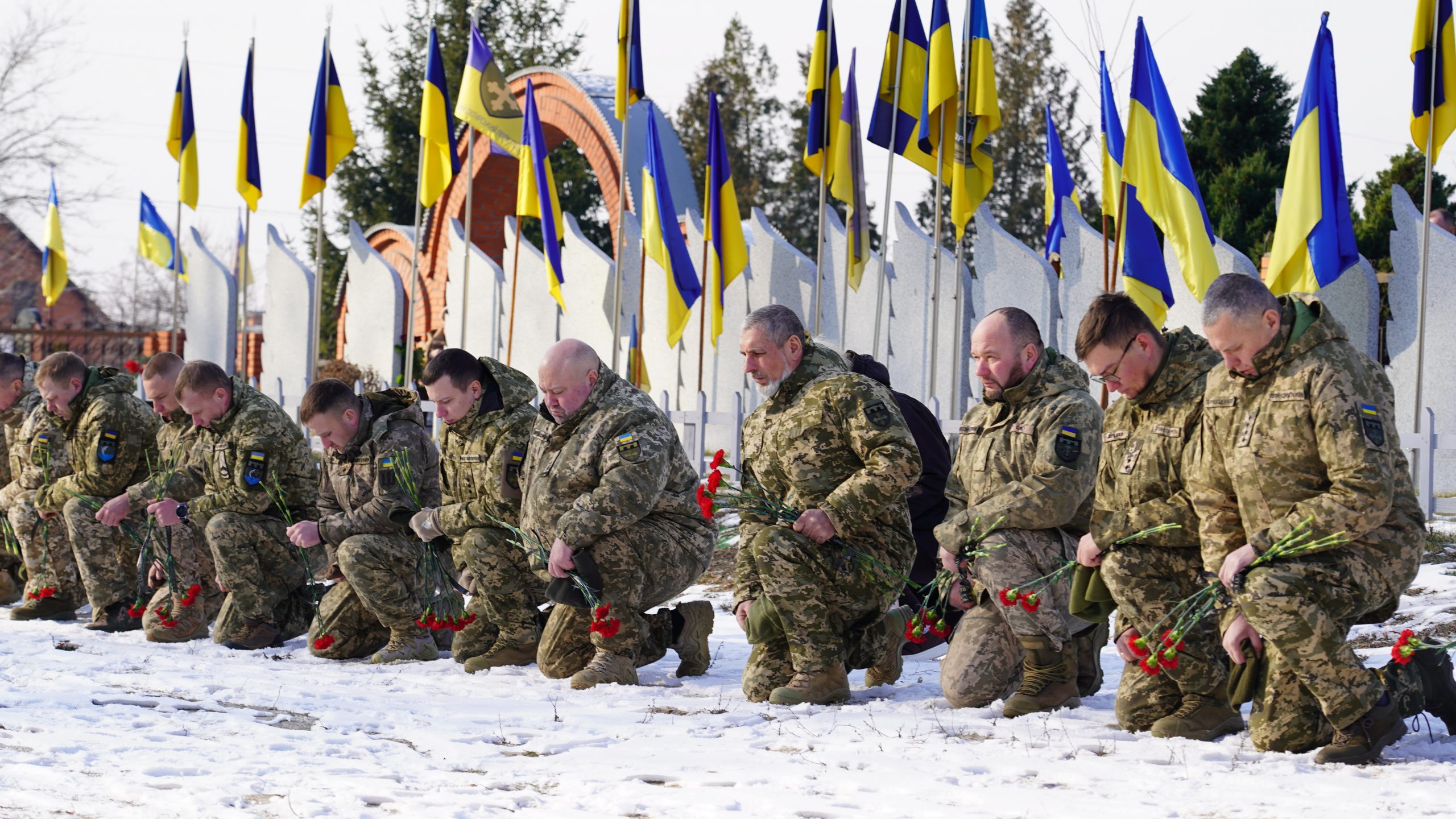 ПАМ’ЯТАЄМО. ШАНУЄМО. ВІРИМО.