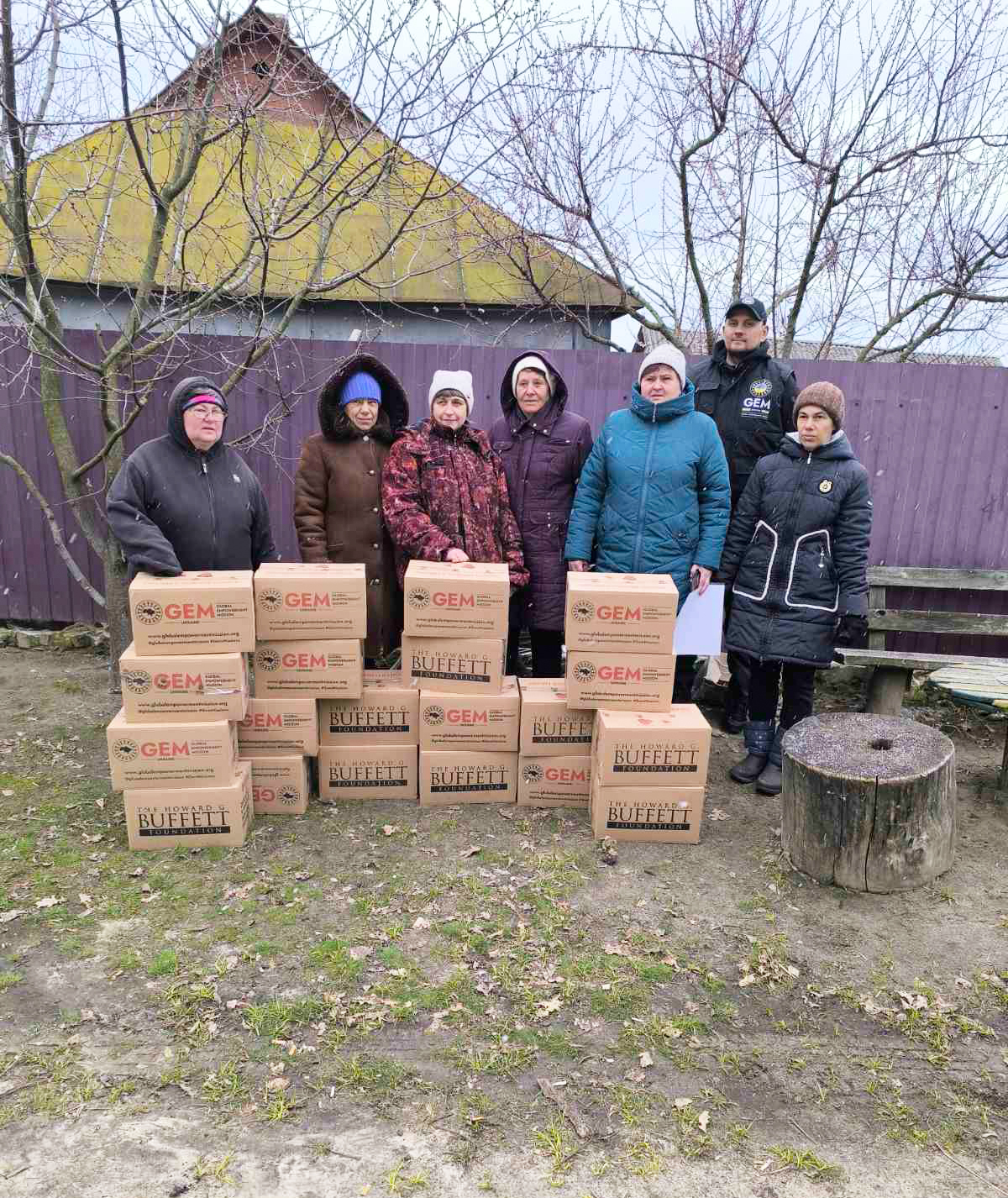 МЕШКАНЦІ СТАРОІВАНІВСЬКОГО СТАРОСТАТУ ОТРИМАЛИ ПРОДУКТОВІ НАБОРИ