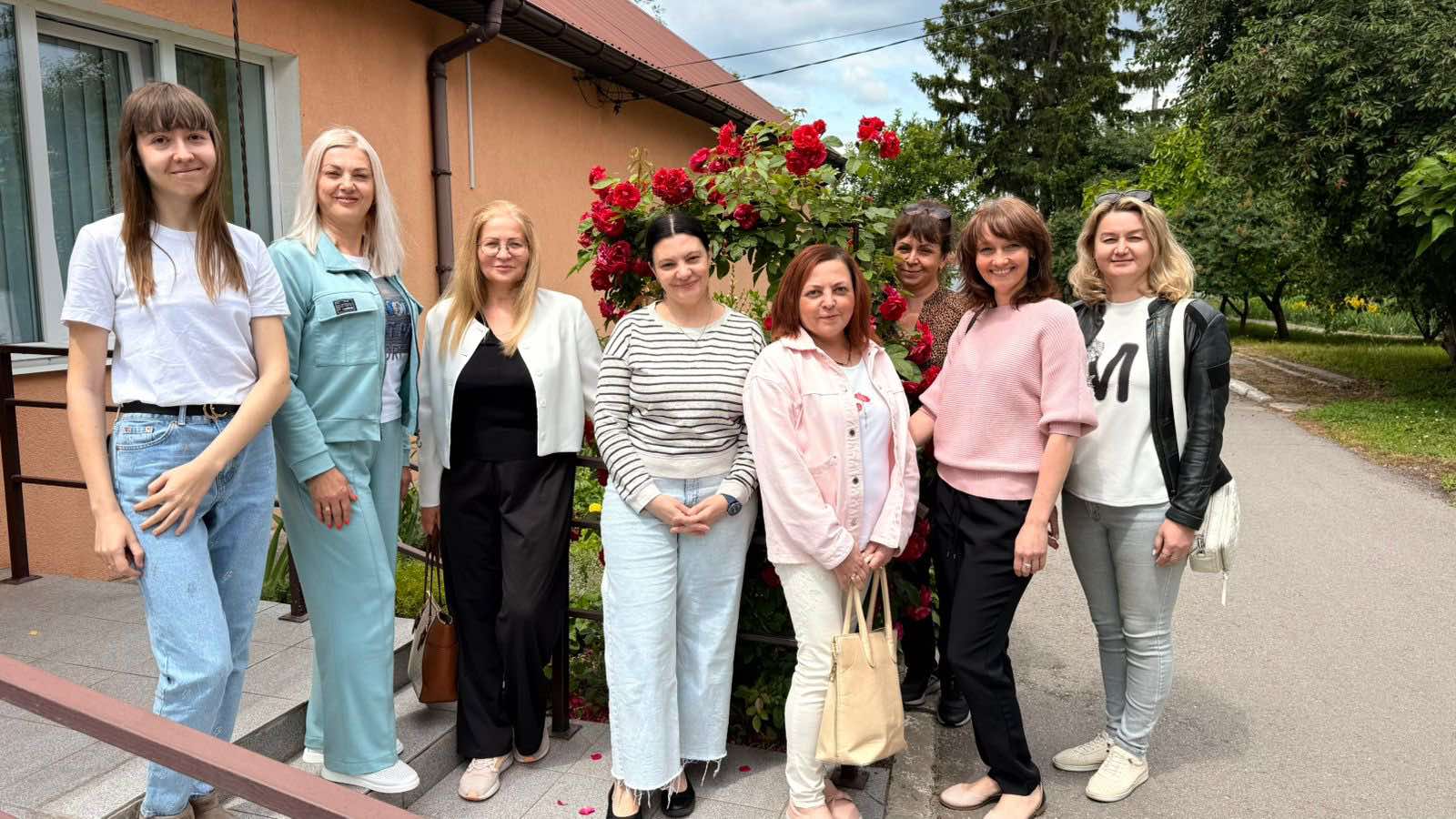 ТІСНА СПІВПРАЦЯ ІНКЛЮЗИВНО-РЕСУРСНИХ ЦЕНТРІВ: ОБМІН ДОСВІДОМ МІЖ ОХТИРСЬКИМ ТА ЛЕБЕДИНСЬКИМ ІРЦ