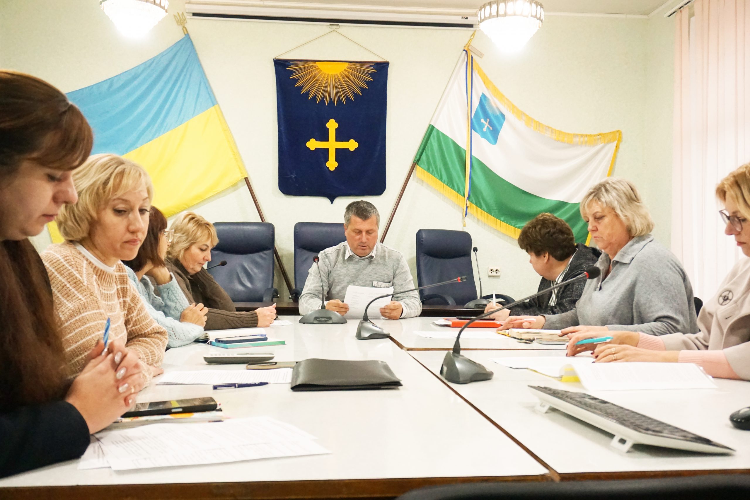 ОПЕРАТИВНІСТЬ ТА ПІДТРИМКА: В ОХТИРСЬКІЙ ГРОМАДІ ВІДБУЛОСЯ ЗАСІДАННЯ КООРДИНАЦІЙНОГО ЦЕНТРУ ПІДТРИМКИ ЦИВІЛЬНОГО НАСЕЛЕННЯ