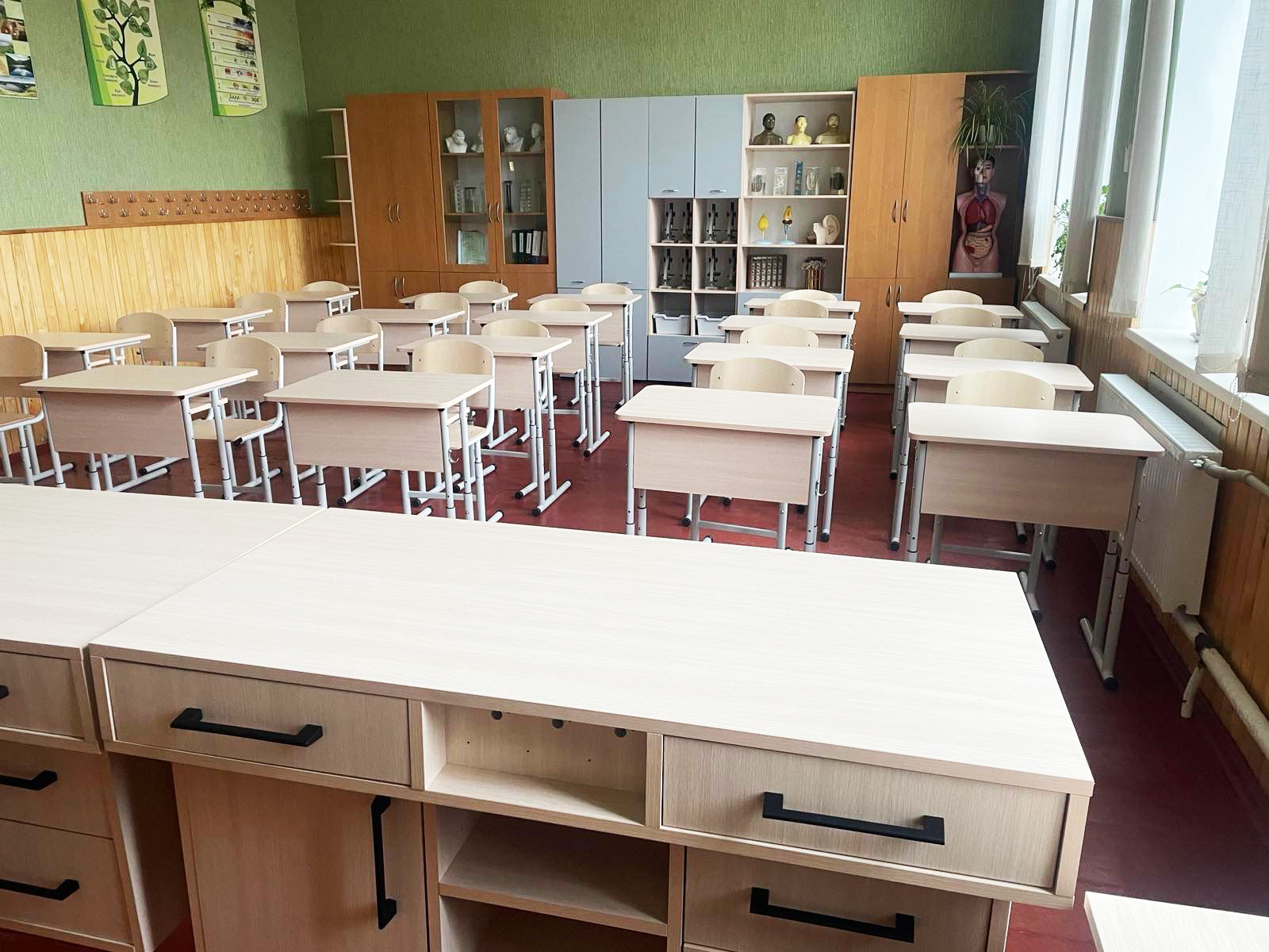 Охтирська громада отримала меблі для облаштування  STEM-лабораторій у закладах освіти за грантової підтримки ПРООН